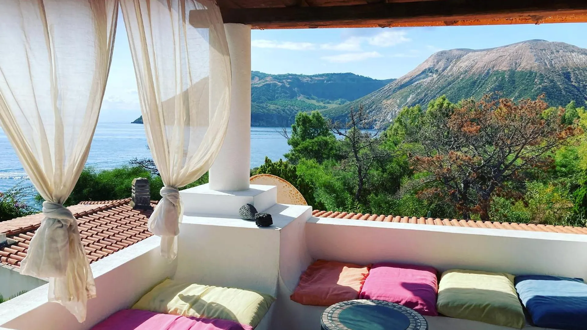 Jera Holiday Collection-Vulcano Aparthotel Vulcano